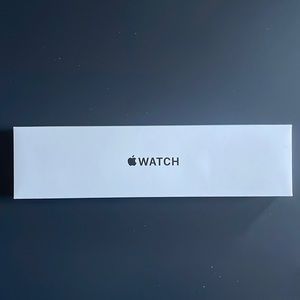 Apple Watch Sae. 40mm. Space gray aluminum case. Midnight sport band